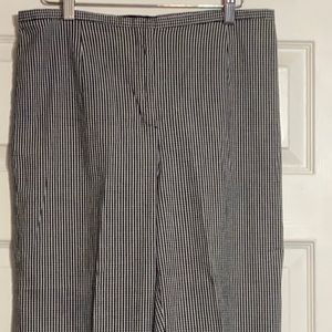 😎 Capri-style Pants